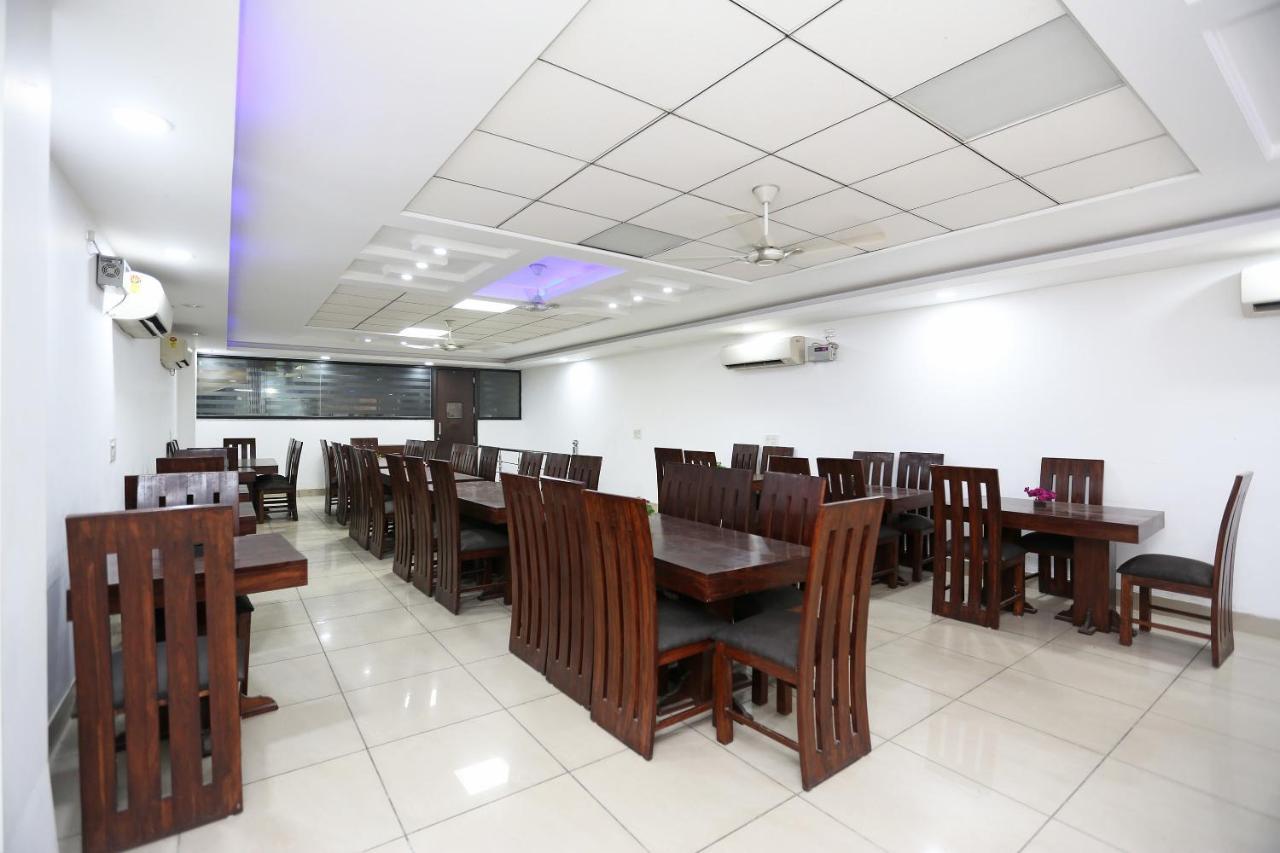 Oyo Mahak Residency Hotell Manesar Eksteriør bilde